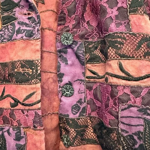 Vintage Y2K Purple and Red Floral Women's Button-Up Cardigan/Jacket Medium - Picture 5 of 7